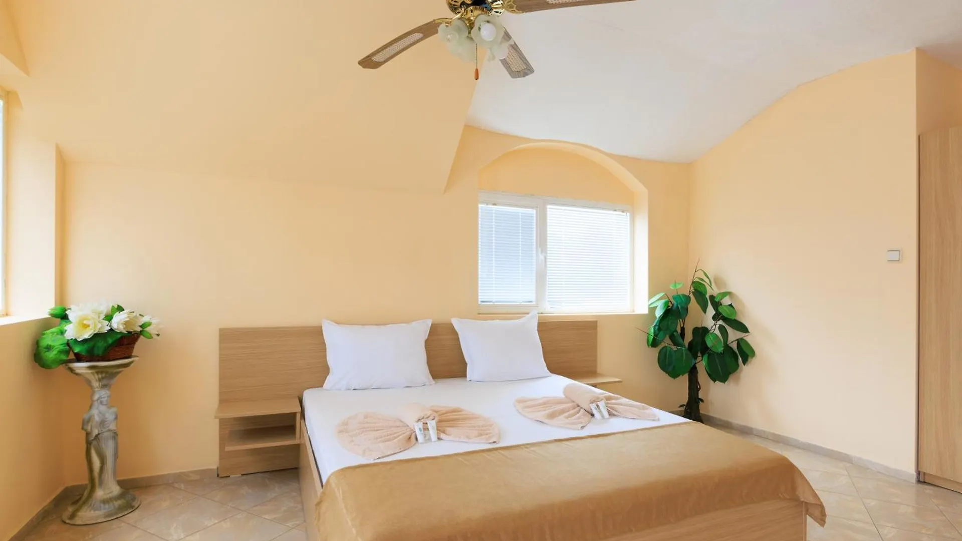 Hotel Angy Golden Sands